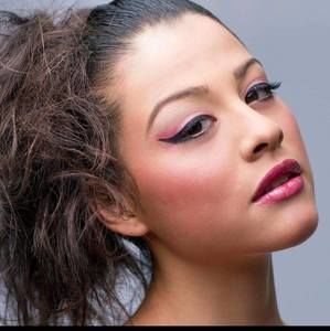 Meet your Posher, Valentina